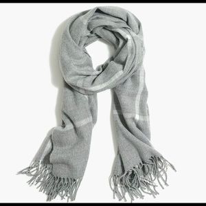 J. Crew Classic Plaid Scarf Grey/Ivory NWT Beautiful!!!